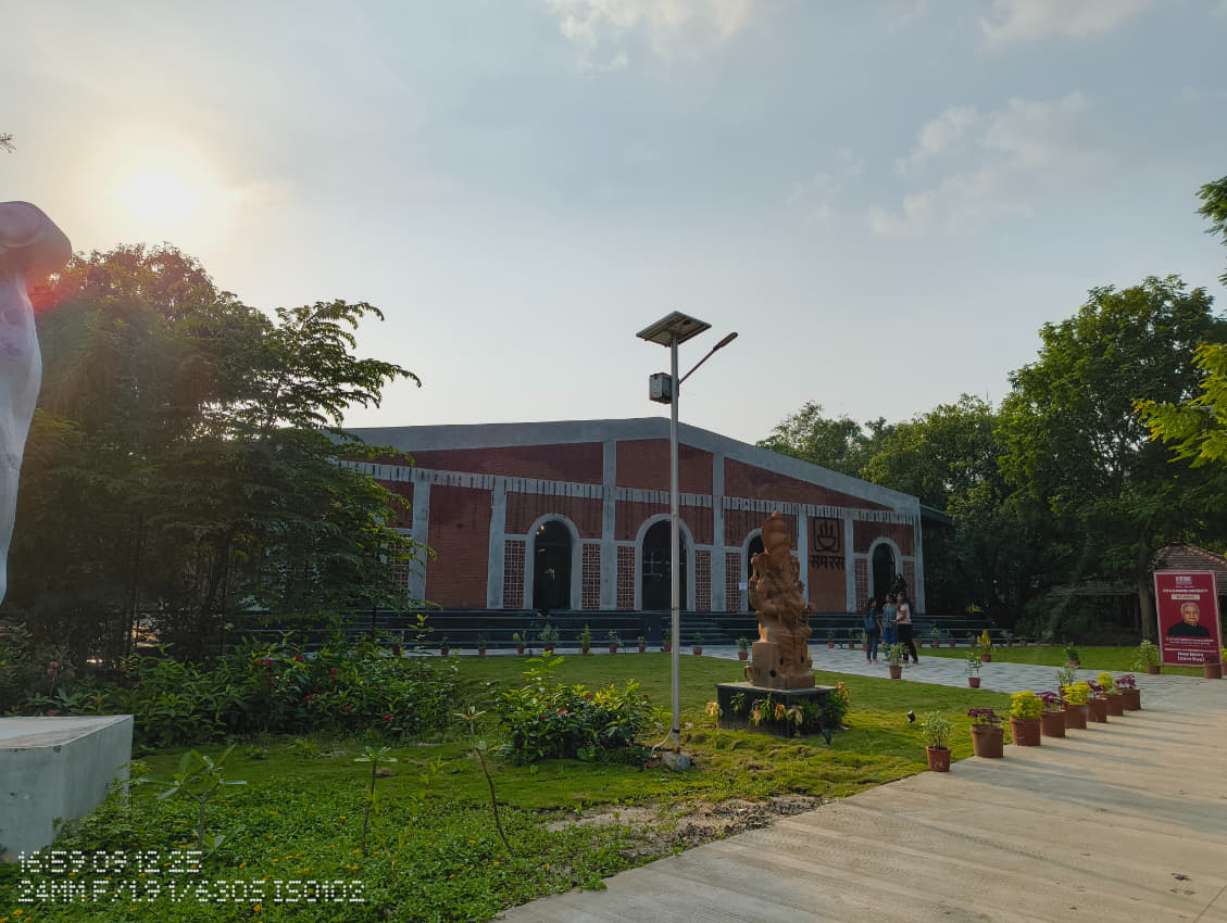 ITM SLS Baroda University College campus photo 29